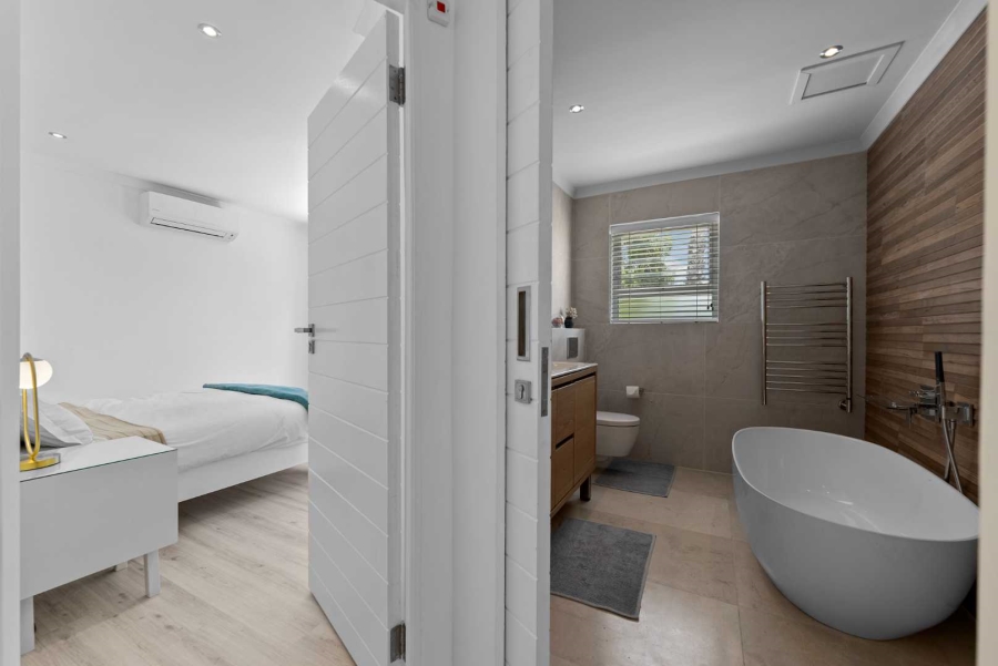 4 Bedroom Property for Sale in Camps Bay Western Cape